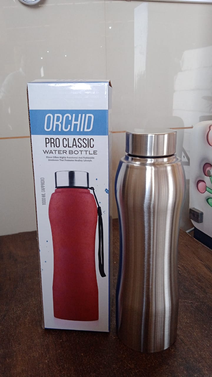 Stainless Steel Double Wall Vacuum-Insulated Drink Water Bottle (1000 ML Approx) Stainless Steel Double Wall Vacuum-Insulated Drink Water Bottle (1000 ML Approx)